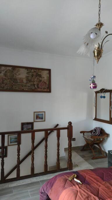 Casa In Antico Borgo Medievale A Tarano Ri, Via Giacomo Leopardi, 15ヴィラ エクステリア 写真