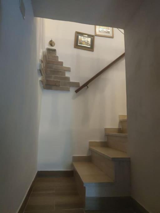 Casa In Antico Borgo Medievale A Tarano Ri, Via Giacomo Leopardi, 15ヴィラ エクステリア 写真
