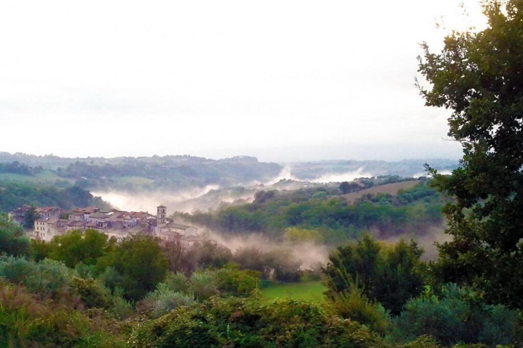 Casa In Antico Borgo Medievale A Tarano Ri, Via Giacomo Leopardi, 15ヴィラ エクステリア 写真